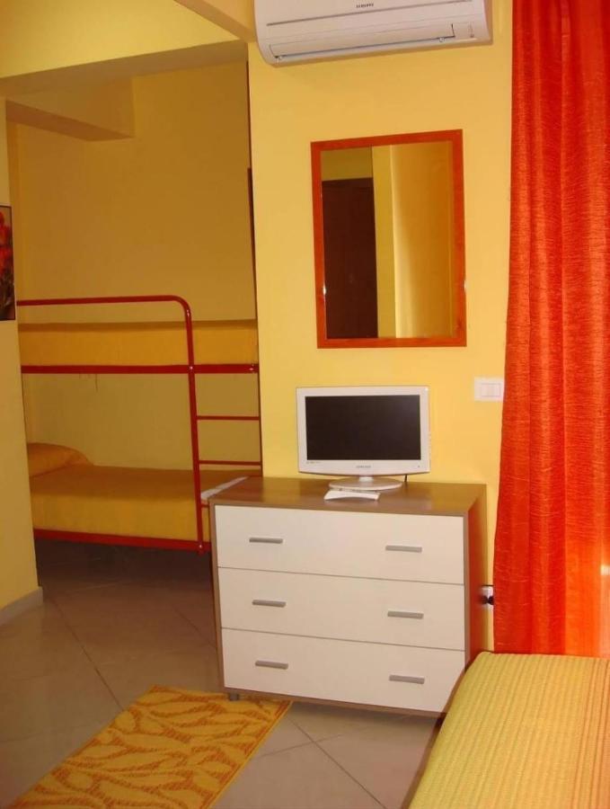 Emmanuel Bed & Breakfast 3*