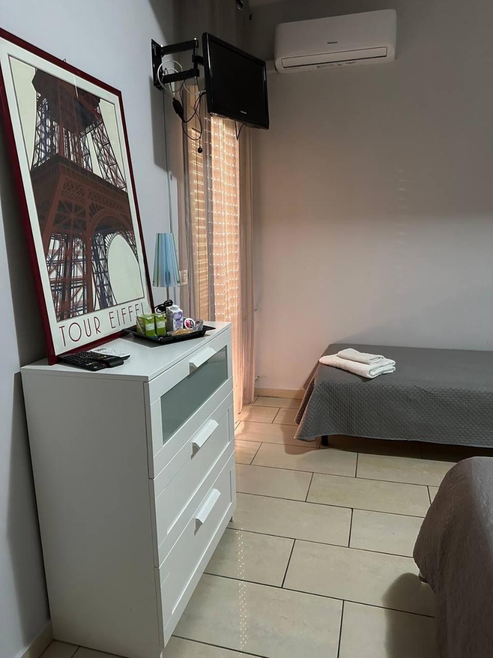 Emmanuel Bed & Breakfast 3*